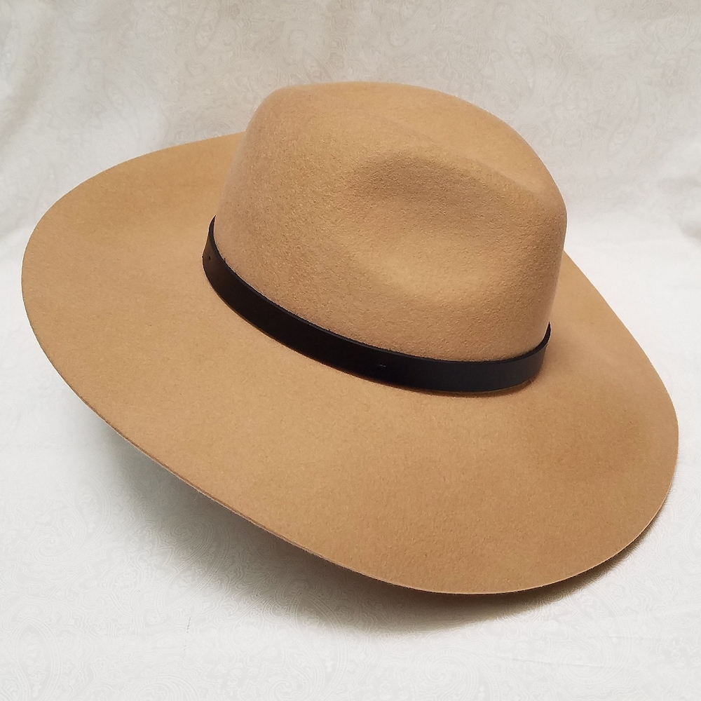 Neiman Marcus Fedora Hat - Picture 3 of 5